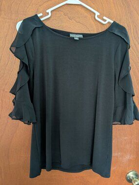 Bold Elements Women's Top